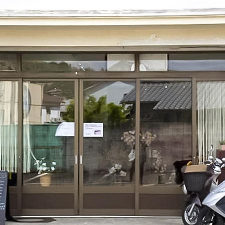 Guest Cafe Kuchikumano Hotel Kamitondacso Kültér fotó