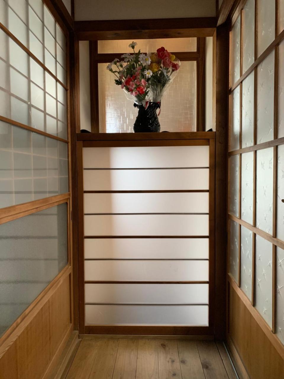 Guest Cafe Kuchikumano Hotel Kamitondacso Kültér fotó