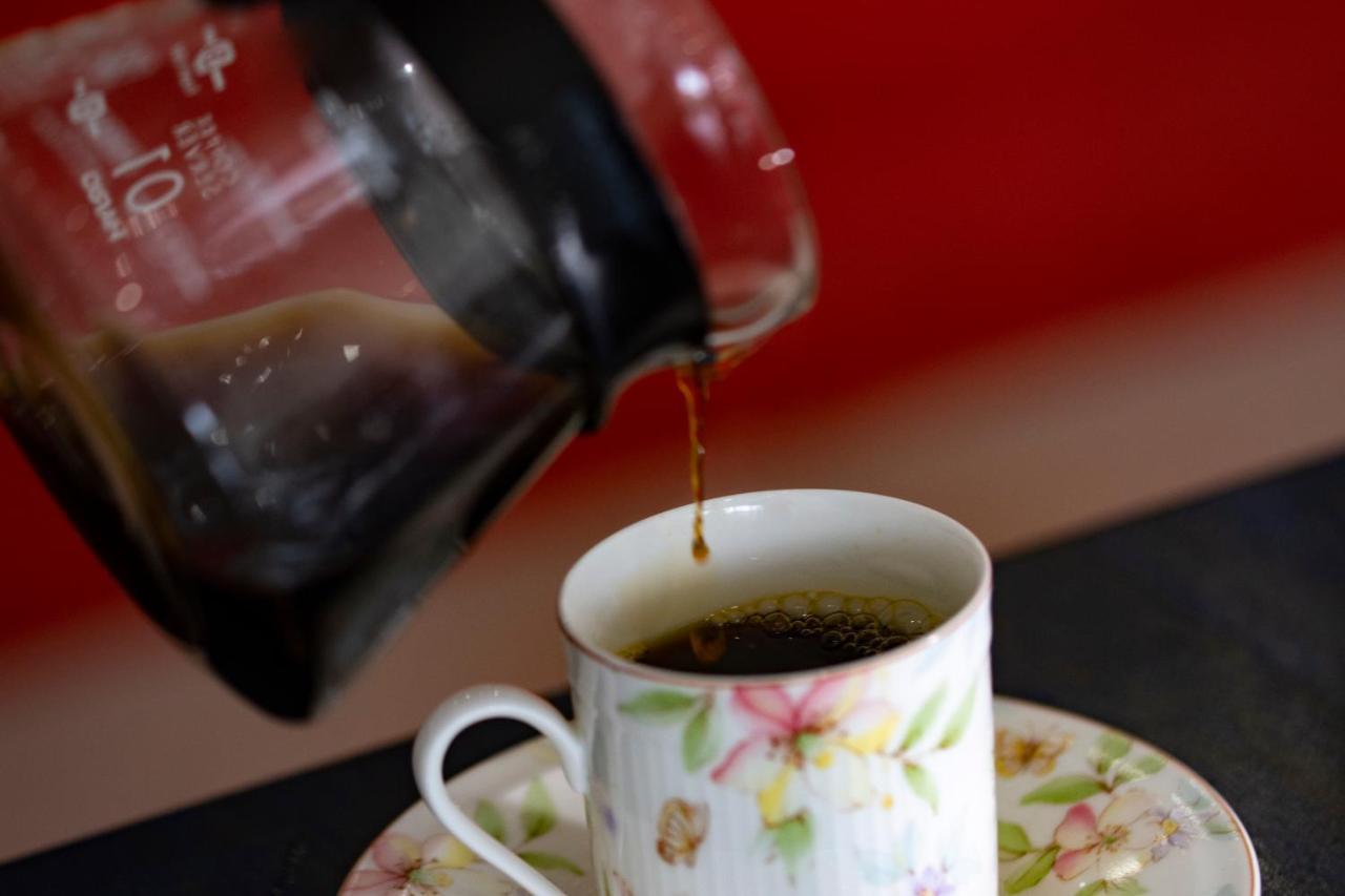 Guest Cafe Kuchikumano Hotel Kamitondacso Kültér fotó